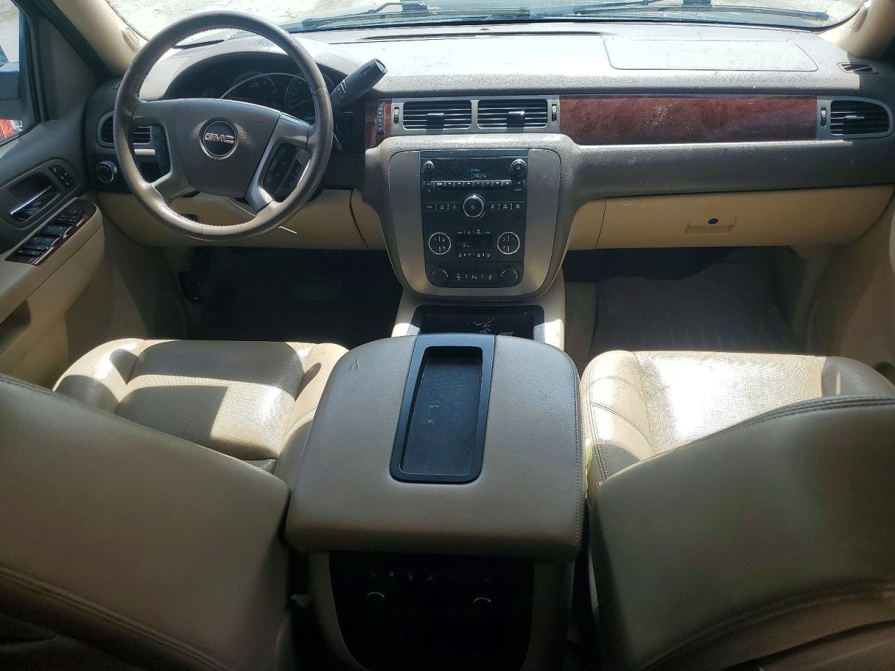 GMC Yukon C1500 Slt