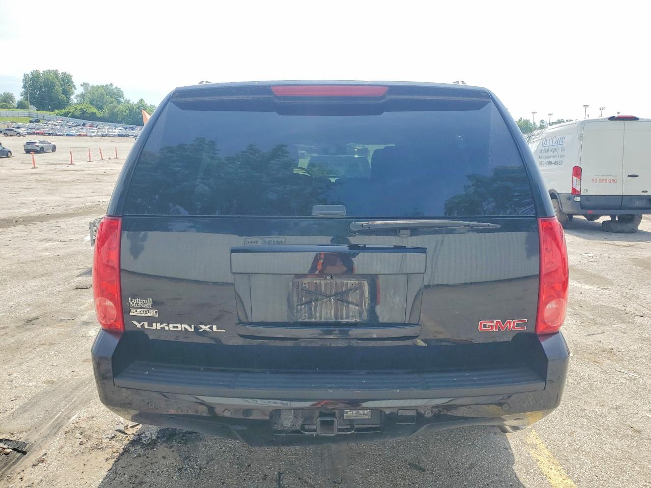 GMC Yukon C1500 Slt