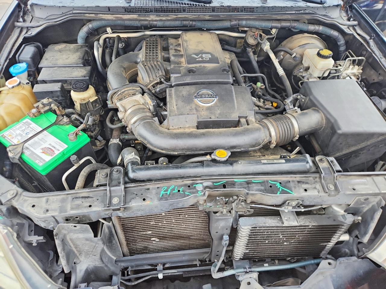 Nissan Pathfinder S Fe+