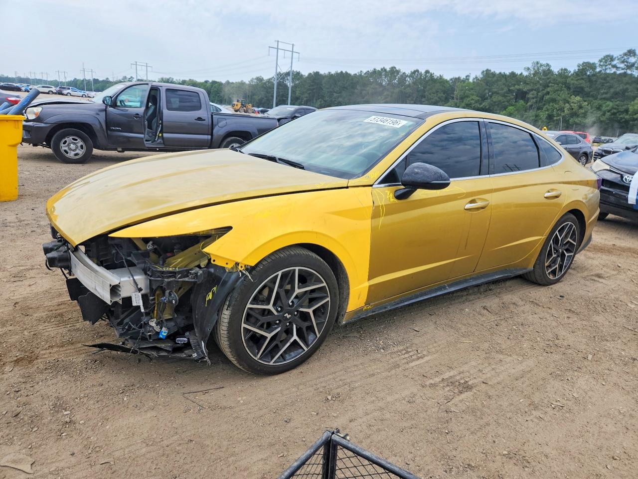 Salvage Hyundai SONATA Image