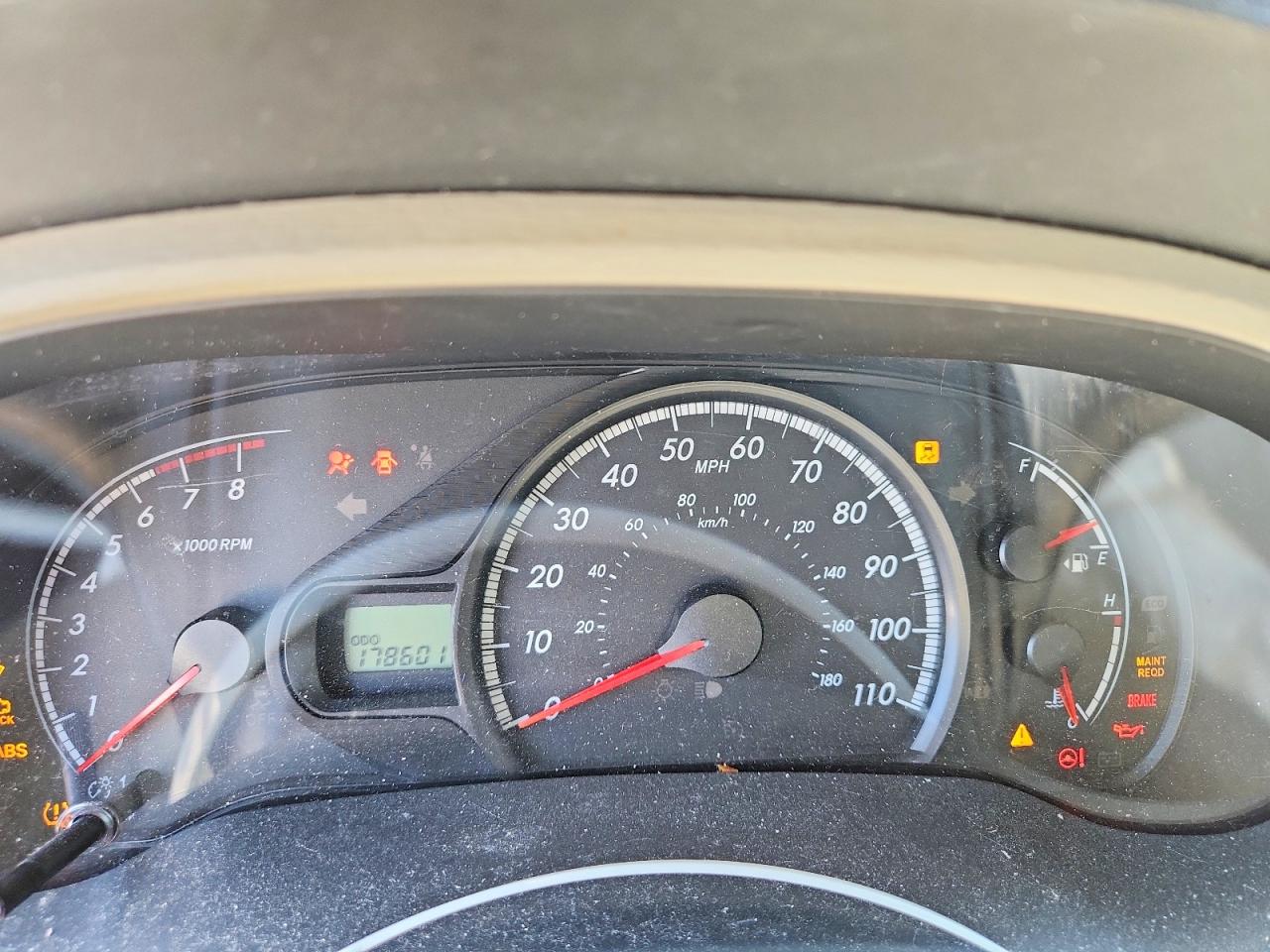 Toyota Sienna Le