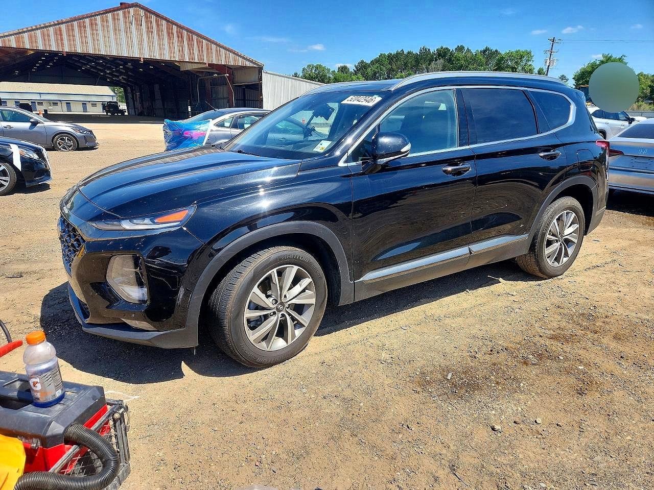 Salvage Hyundai SANTA FE Image