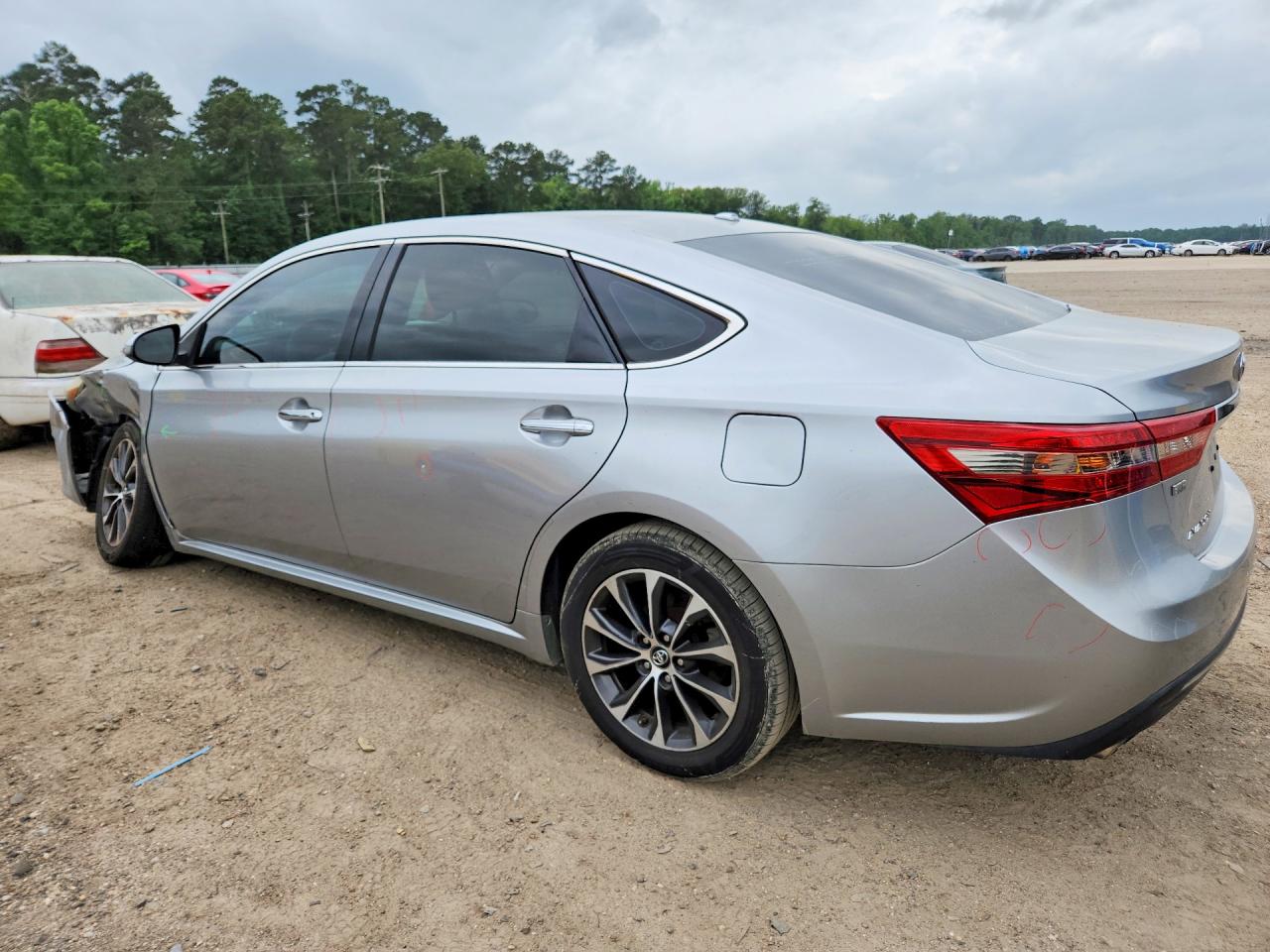 Toyota Avalon Xle