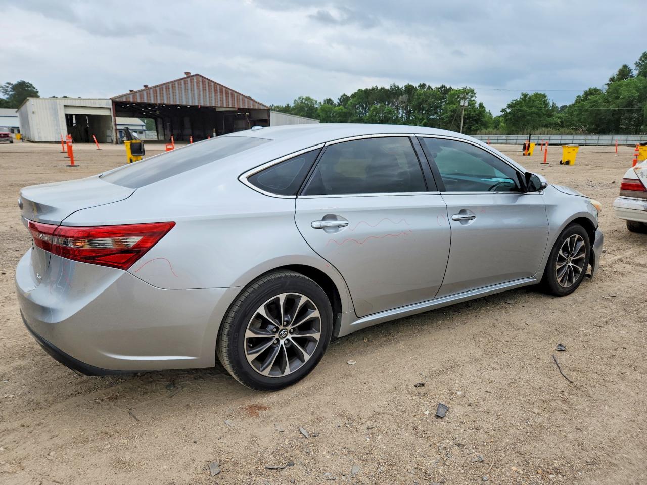 Toyota Avalon Xle