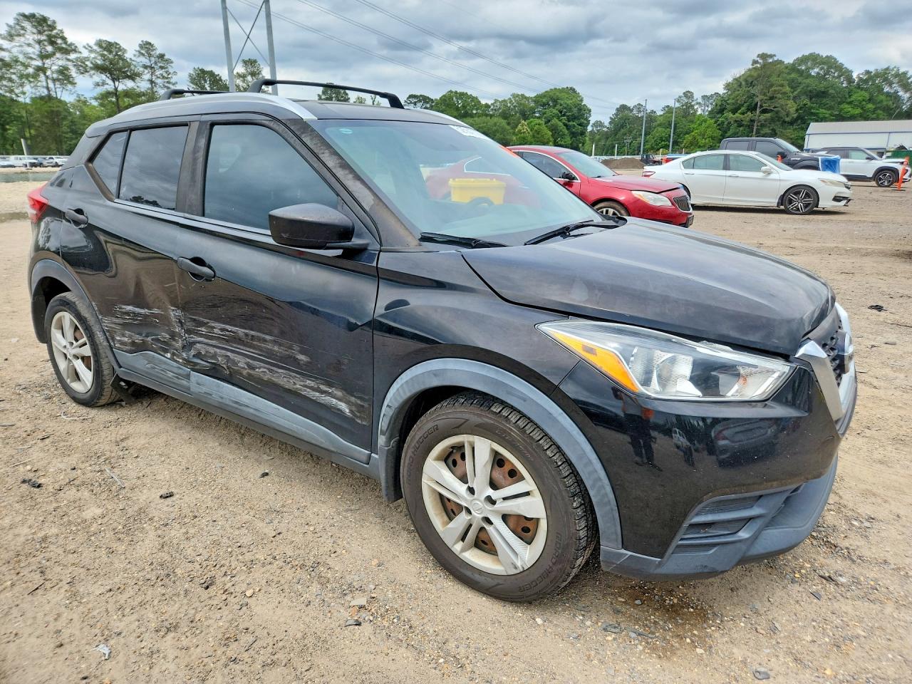 Nissan Kicks S