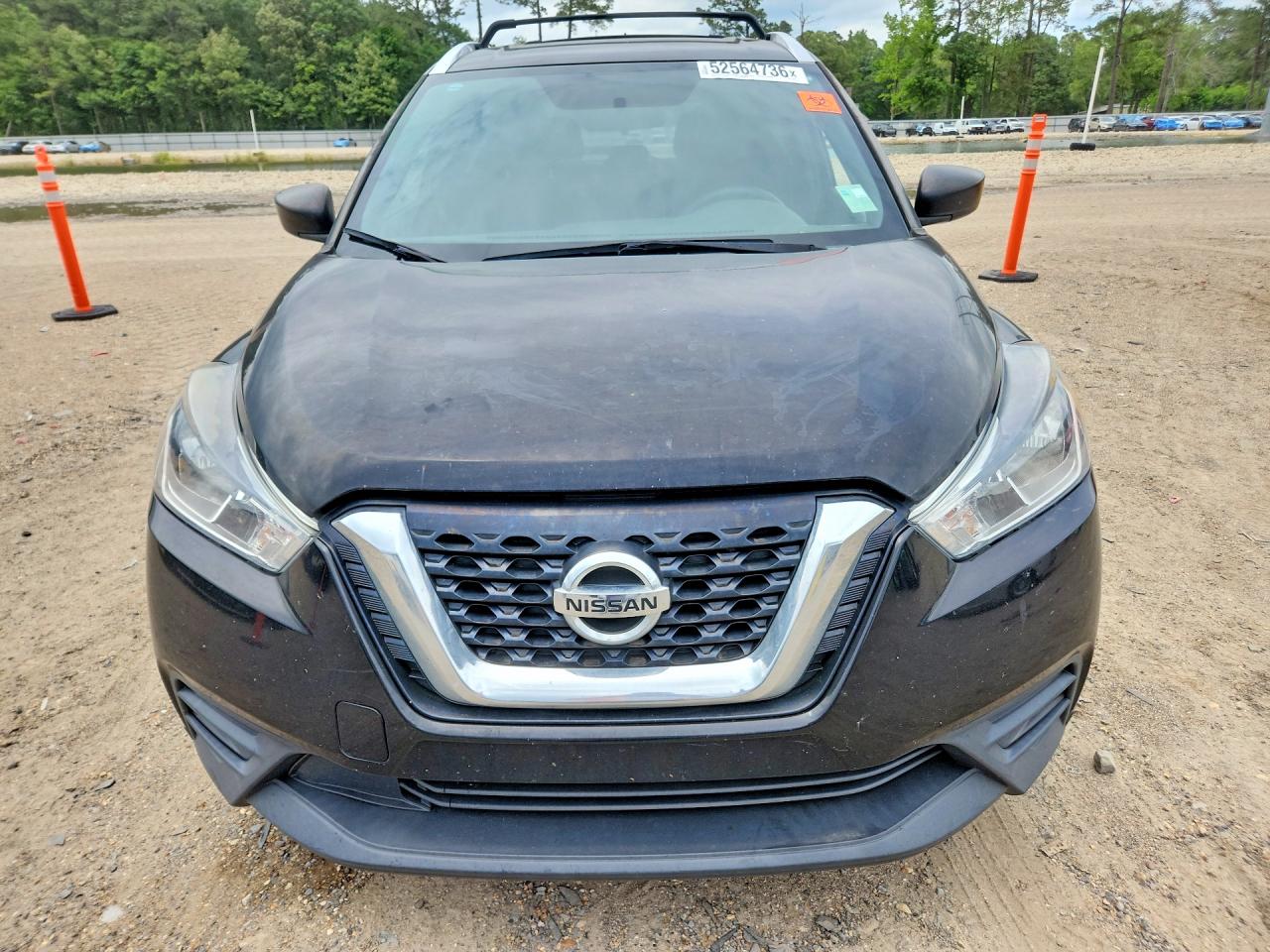 Nissan Kicks S