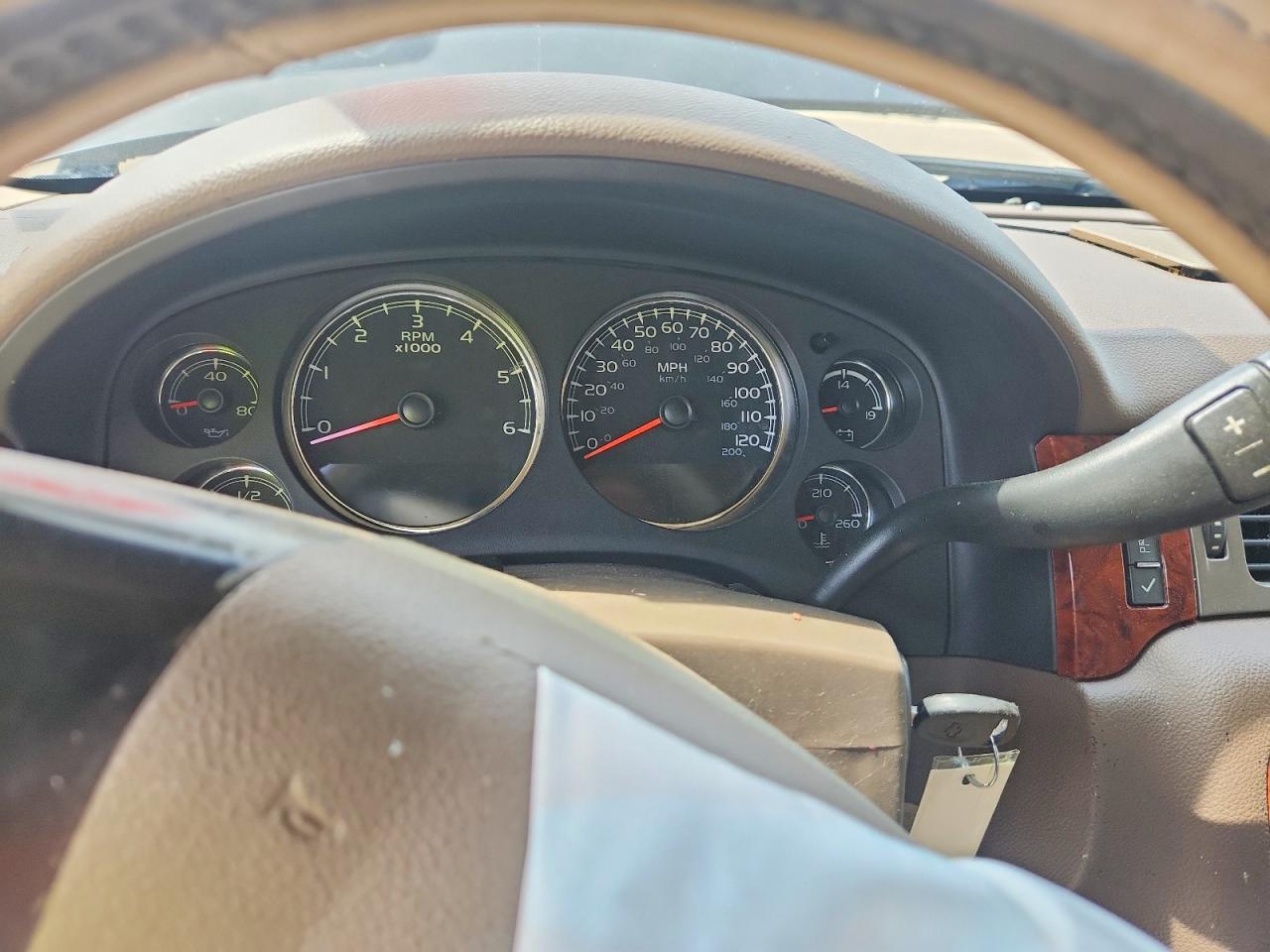 Chevrolet Tahoe C1500 Ltz