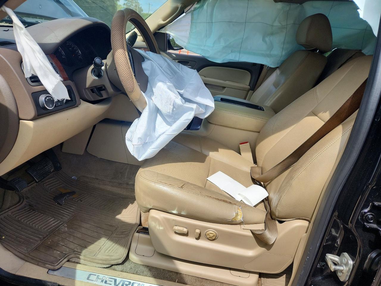 Chevrolet Tahoe C1500 Ltz