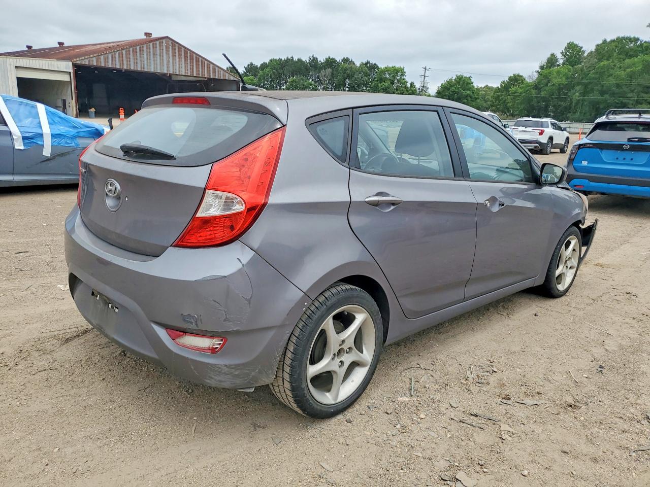 Hyundai ACCENT Gs