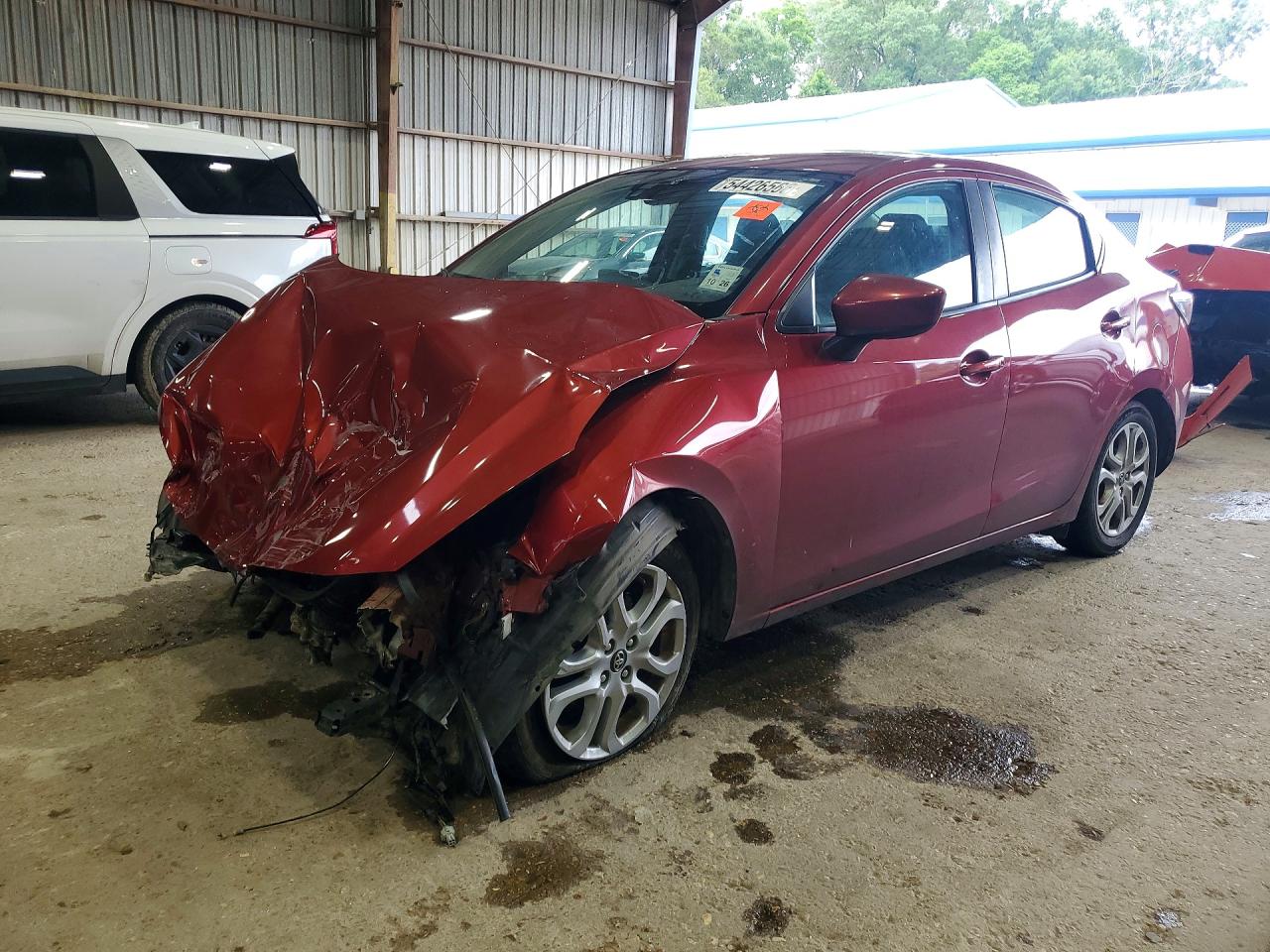 Salvage Toyota Yaris Image