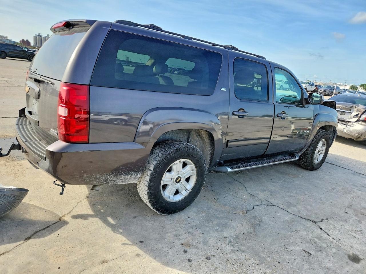 Chevrolet Suburban K1500 Lt
