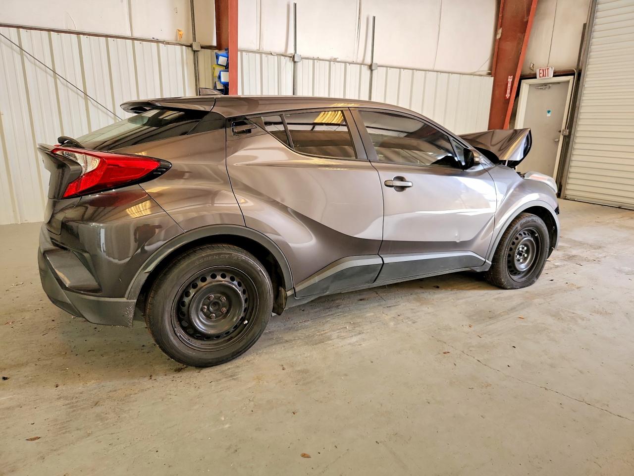 Toyota C-hr Le Le