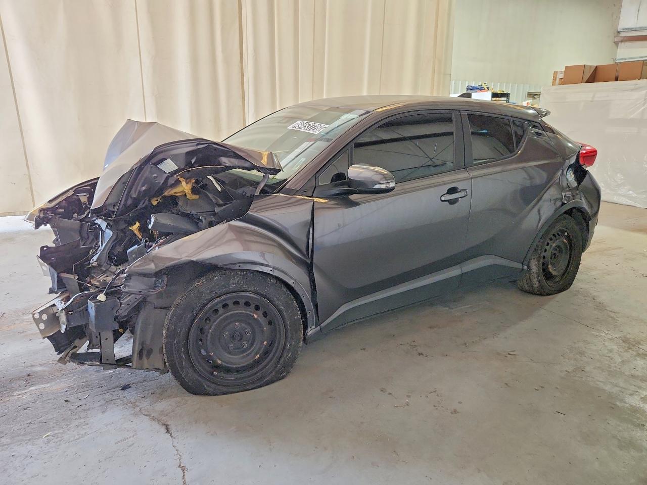 Salvage Toyota C-HR Image