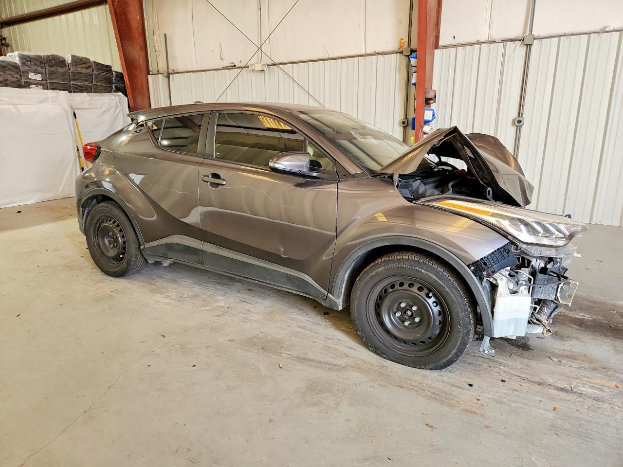 Toyota C-hr Le Le