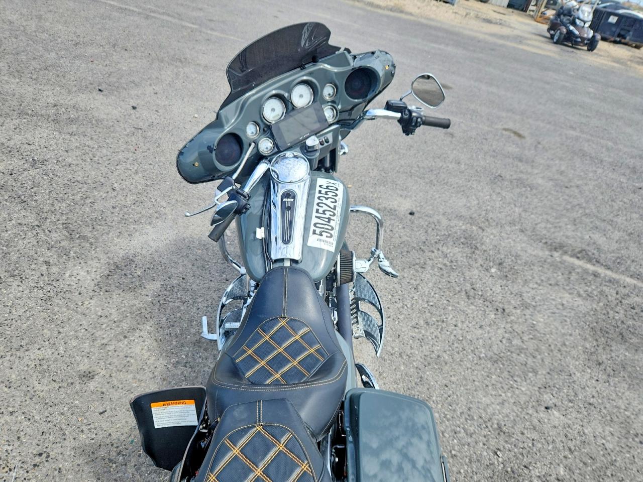 Harley-Davidson Fl