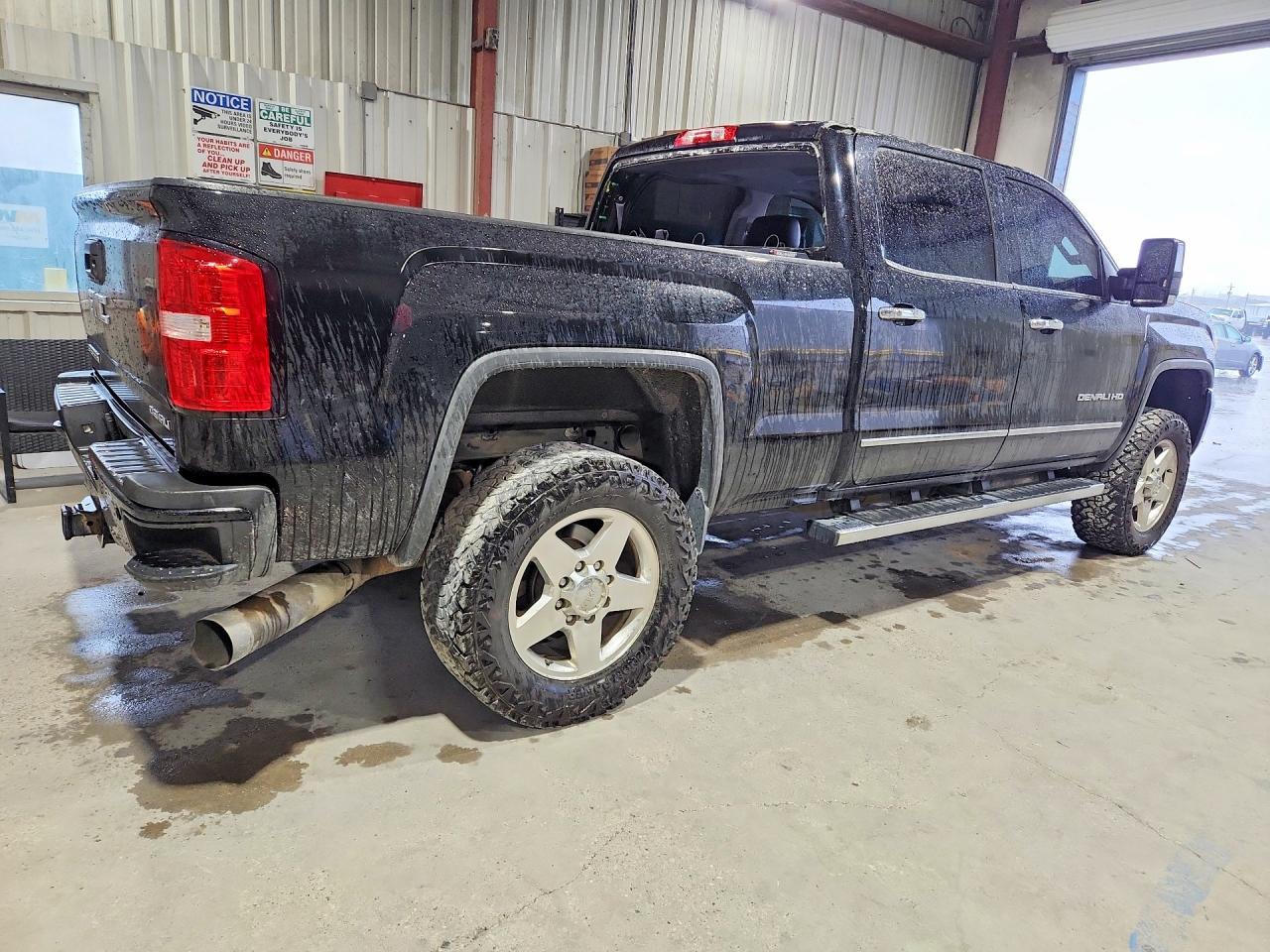 GMC Sierra K2500 Denali