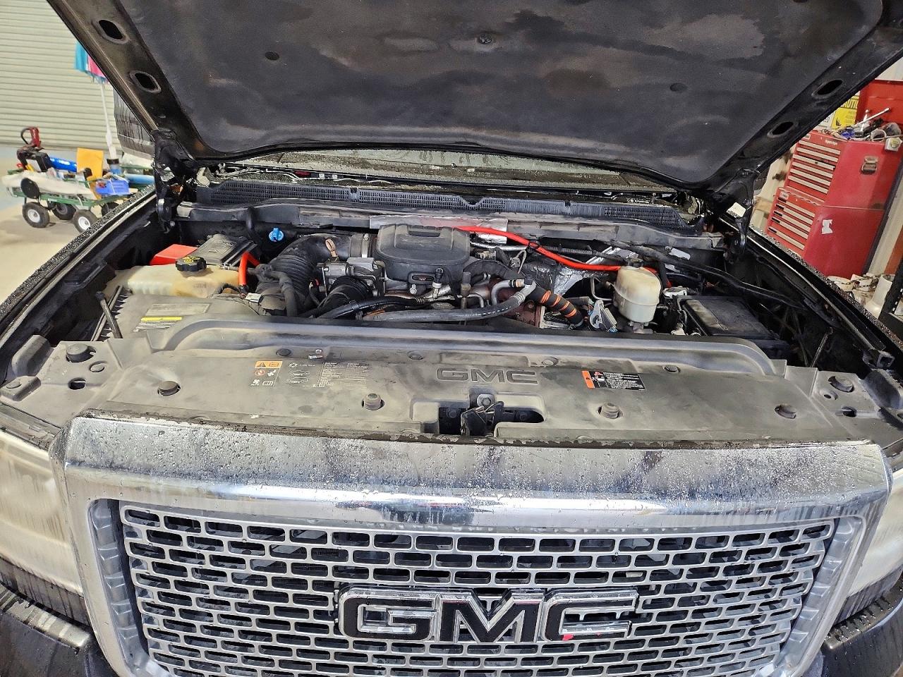 GMC Sierra K2500 Denali
