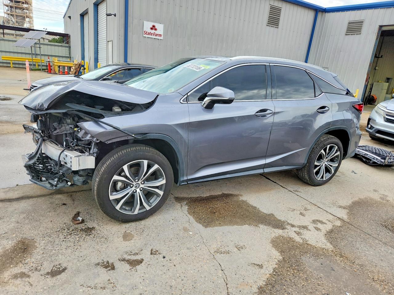 Salvage Lexus RX Image