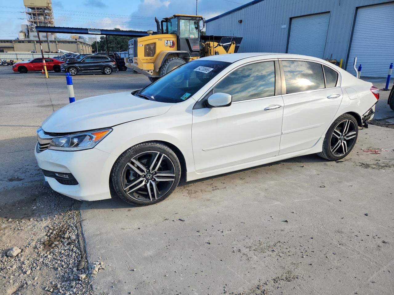 Salvage Honda Accord Image