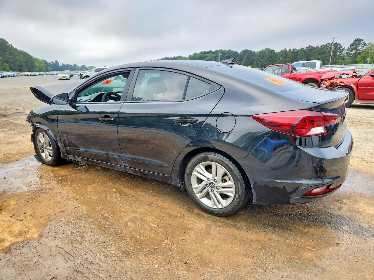 Hyundai ELANTRA Sel