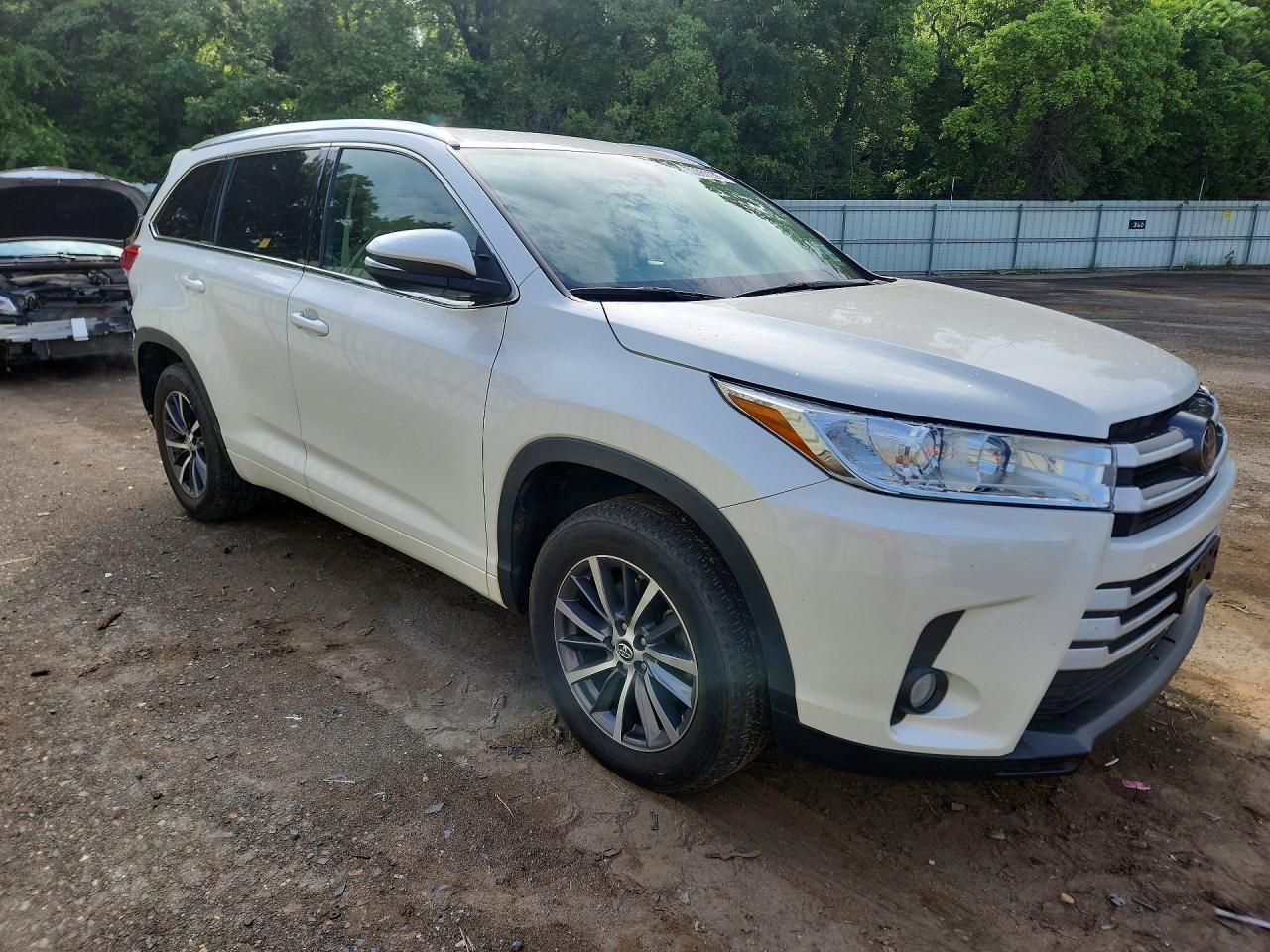 Toyota Highlander Xle