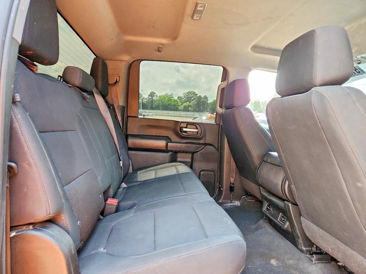 Chevrolet Silverado K2500 Custom