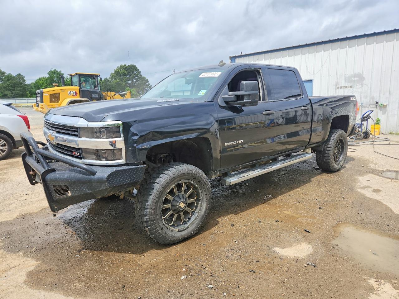 Salvage Chevrolet Silverado Image