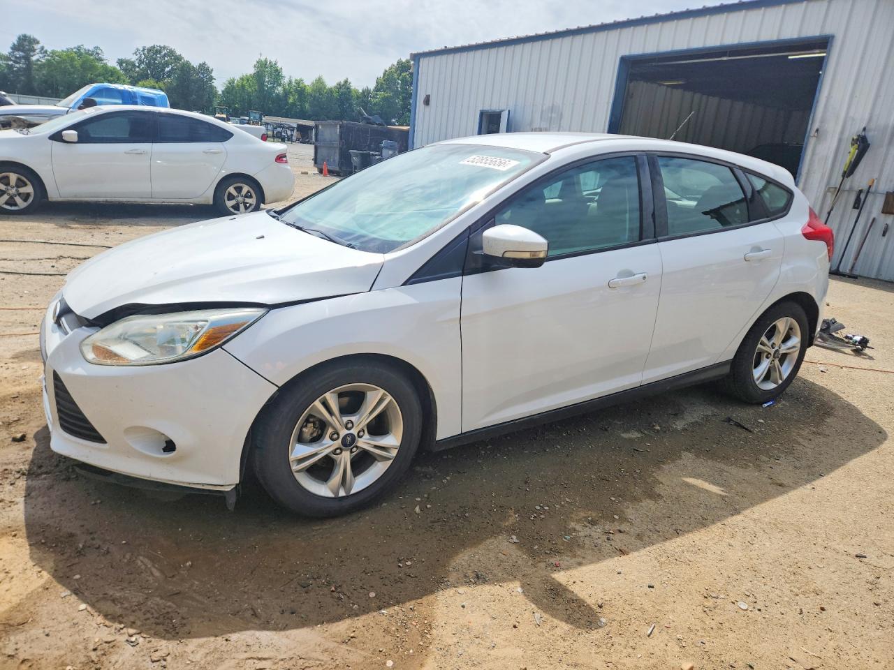 Salvage Ford Focus Image