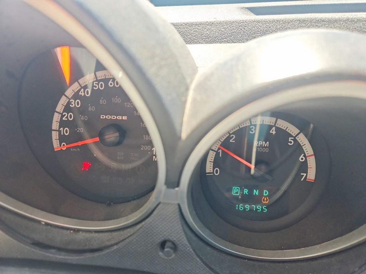 Dodge Nitro Slt