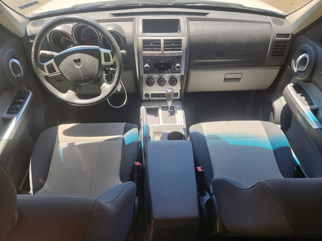 Dodge Nitro Slt