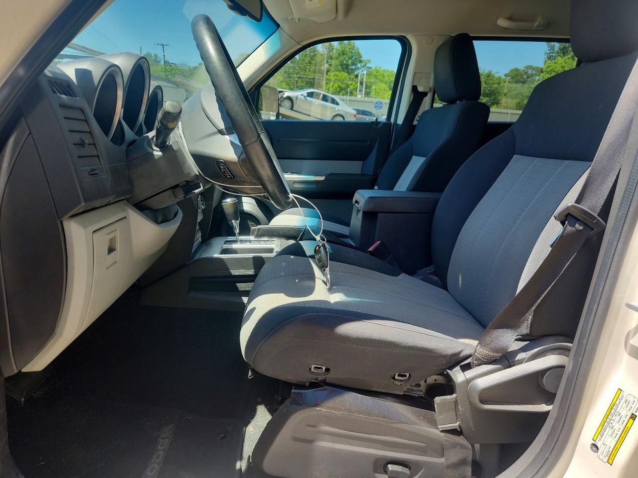Dodge Nitro Slt