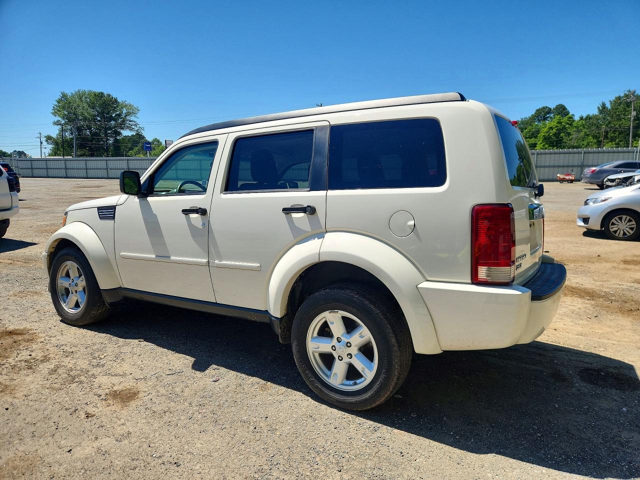 Dodge Nitro Slt