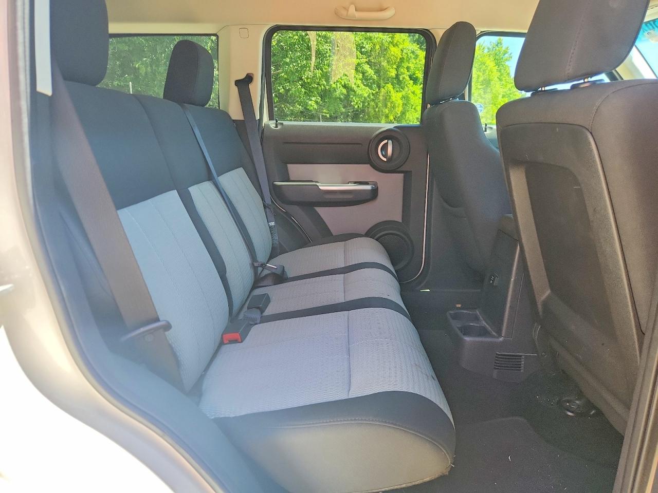Dodge Nitro Slt
