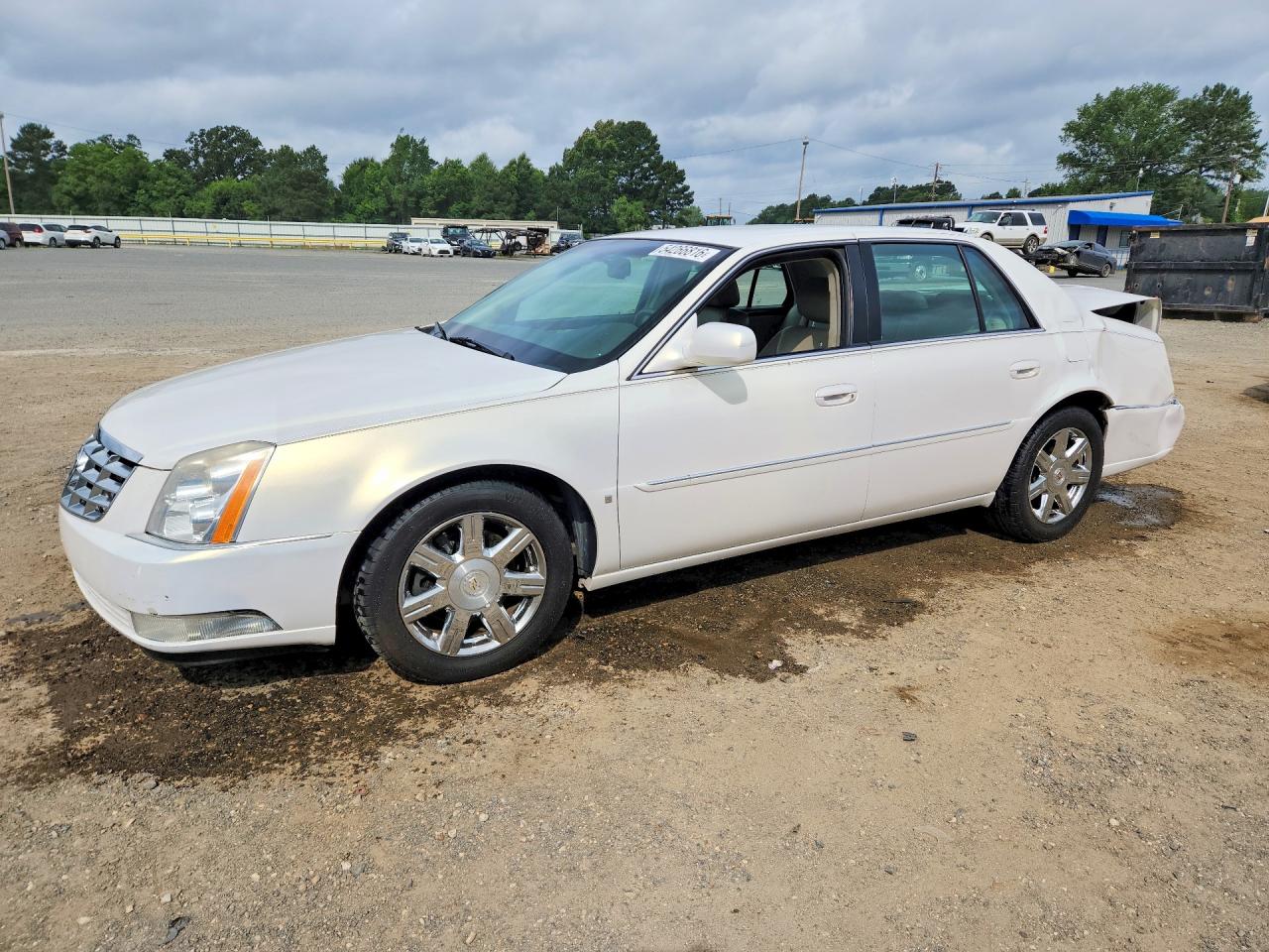 Salvage Cadillac DTS Image