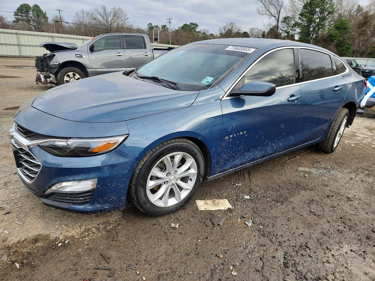 Salvage Chevrolet Malibu Image