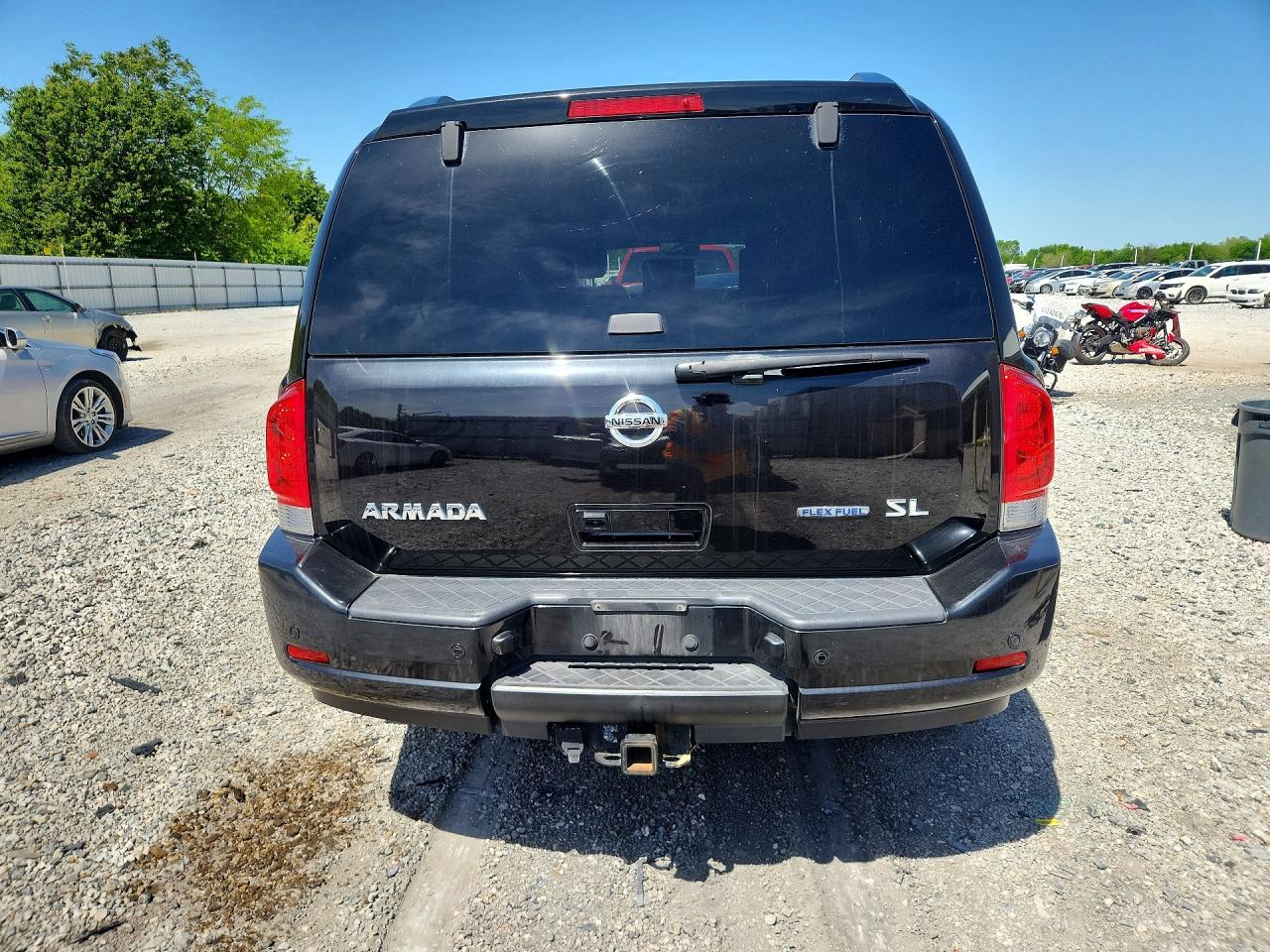 Nissan Armada Sl
