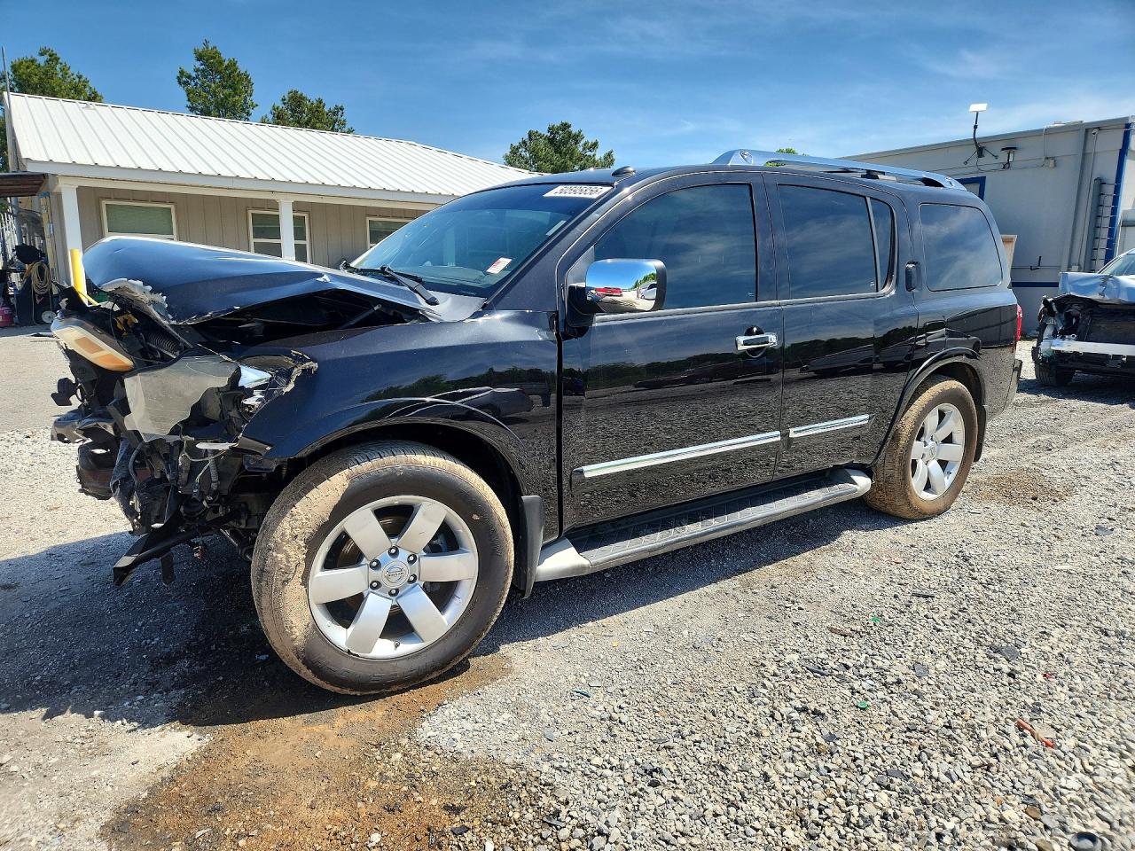 Salvage Nissan Armada Image