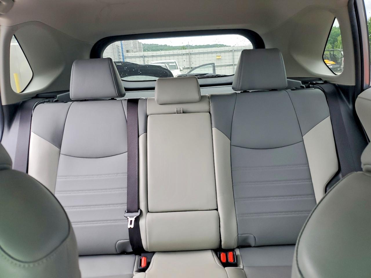 Toyota RAV4 Xle Premium