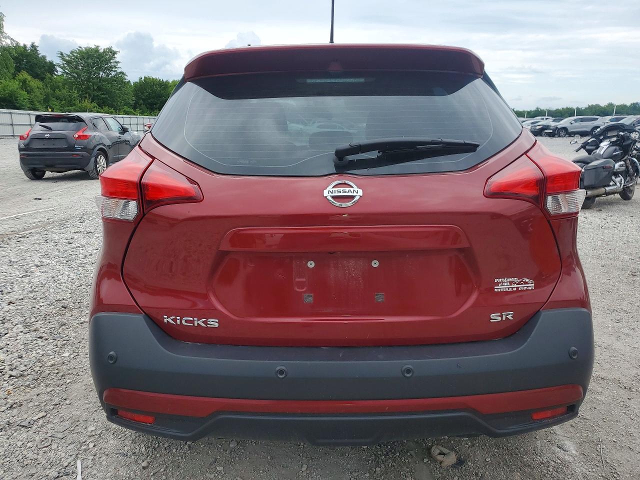 Nissan Kicks Sr