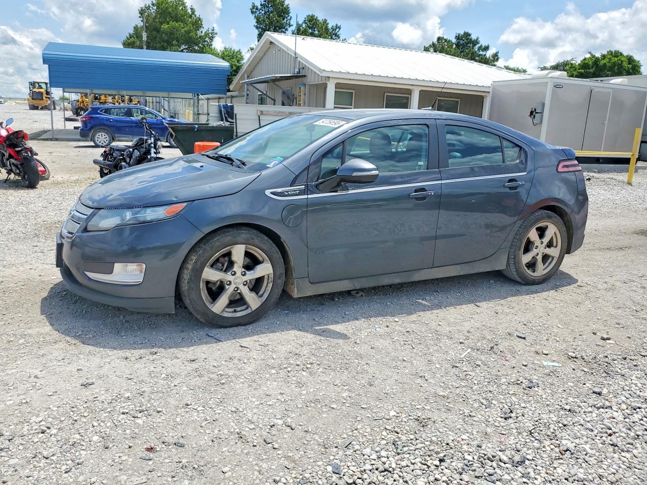 Salvage Chevrolet Volt Image