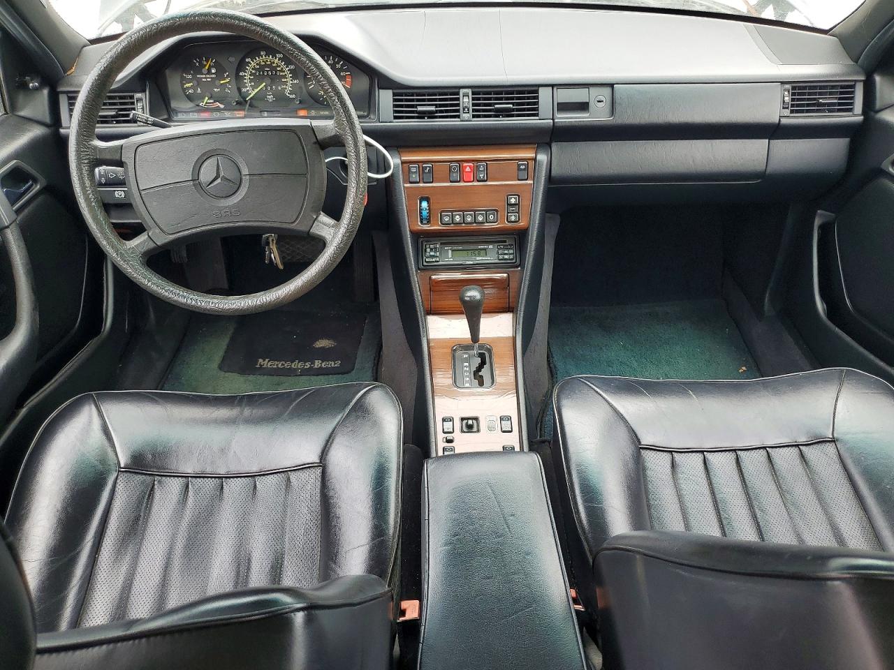 Mercedes-Benz 300-Class E