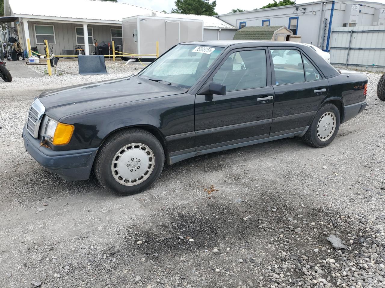 Salvage Mercedes-Benz 300-Class Image