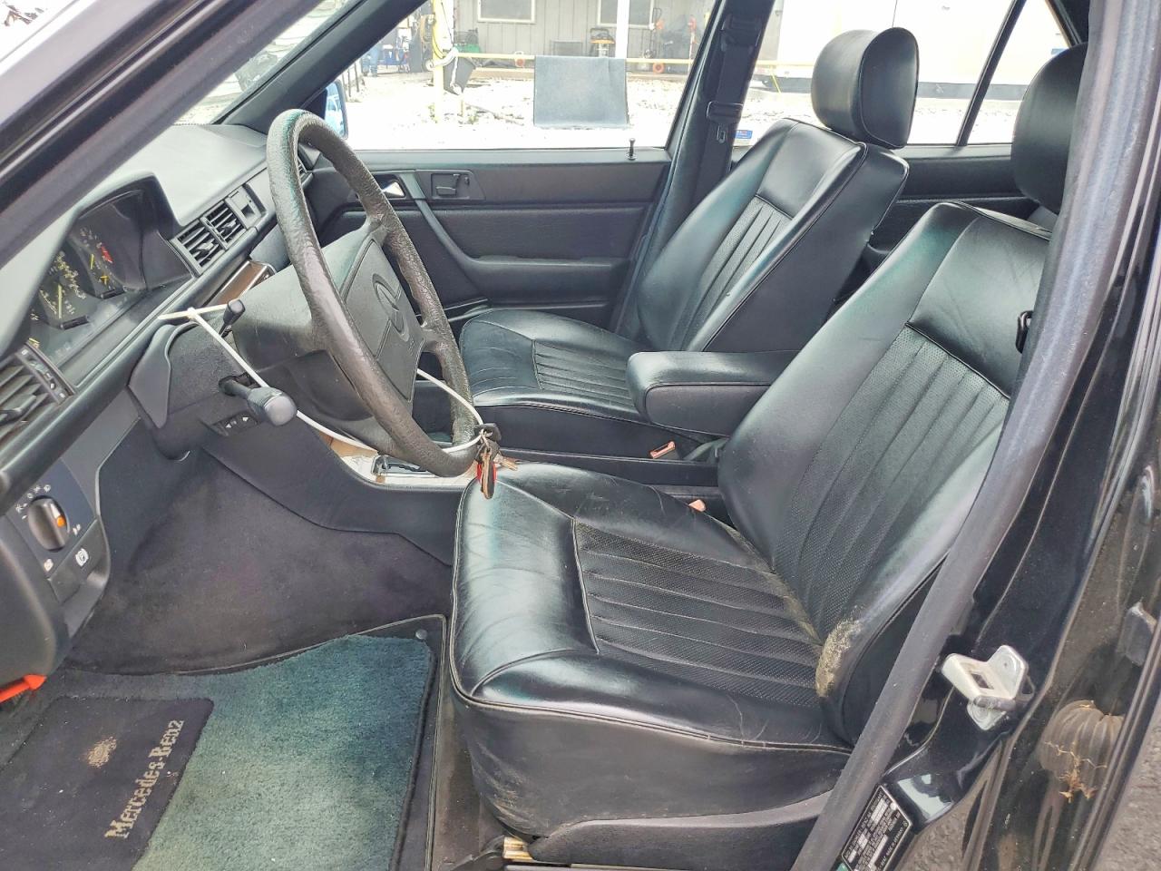 Mercedes-Benz 300-Class E