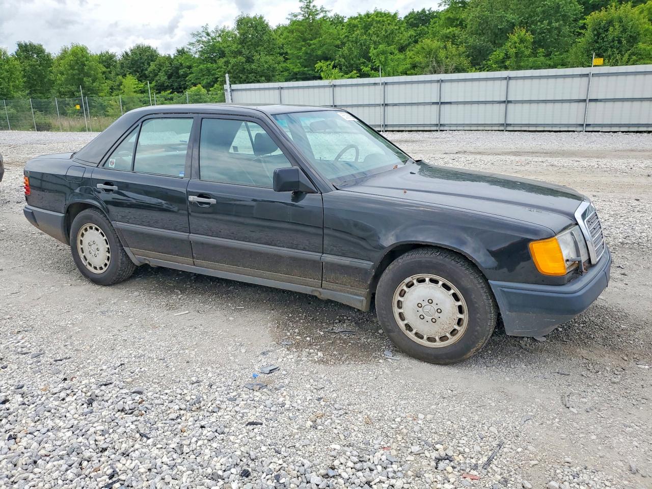 Mercedes-Benz 300-Class E
