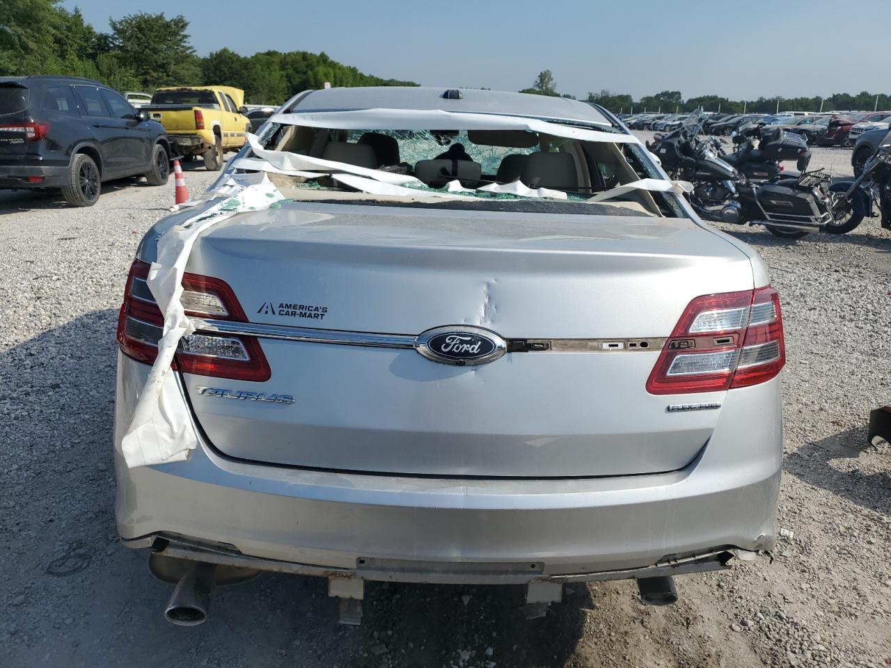 Ford Taurus Se