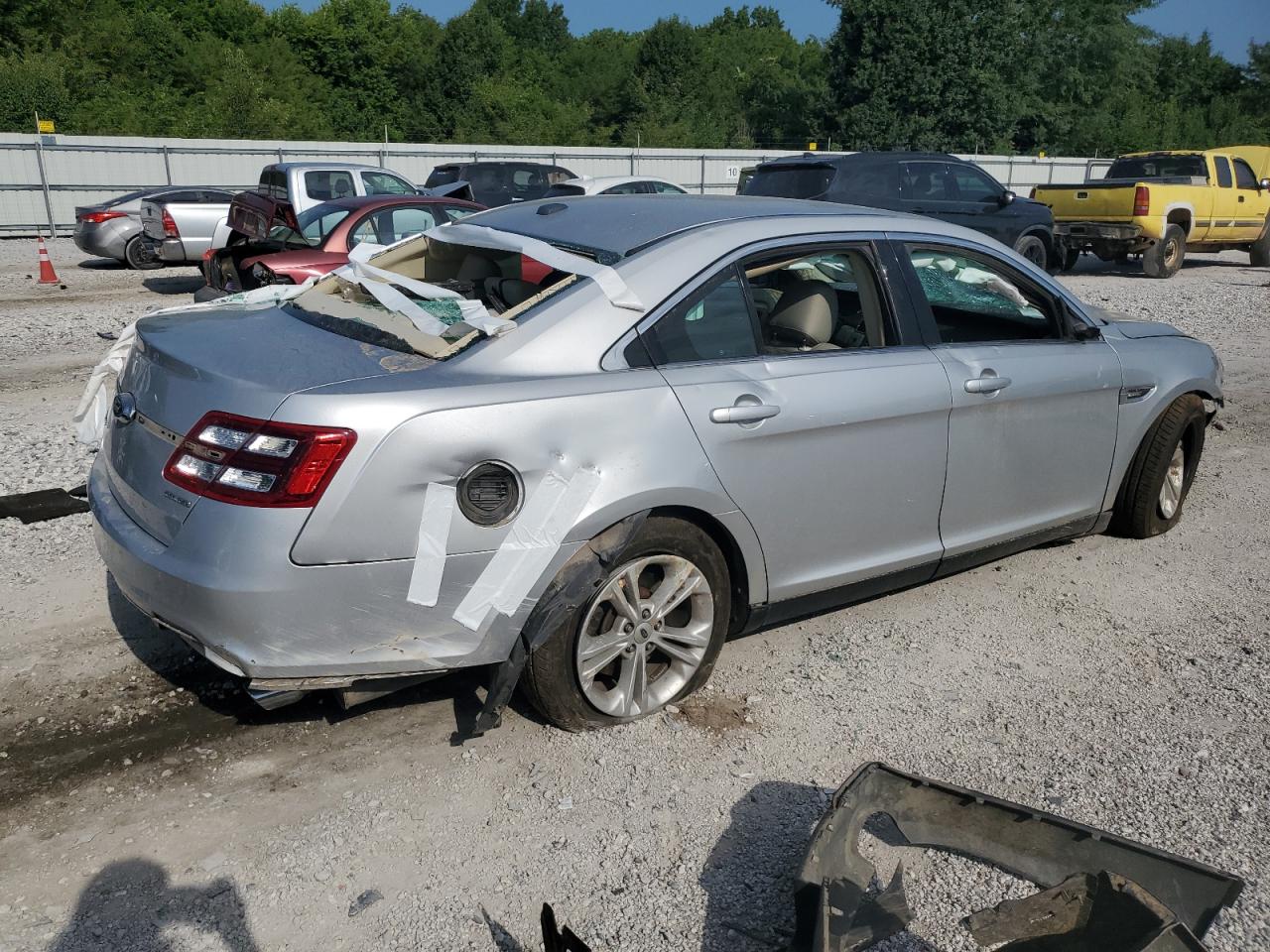 Ford Taurus Se