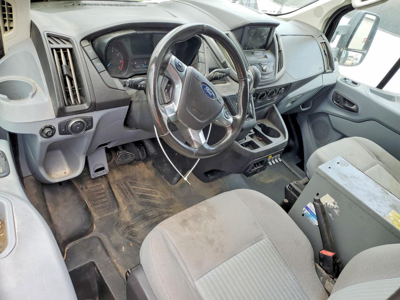 Ford Transit T-350