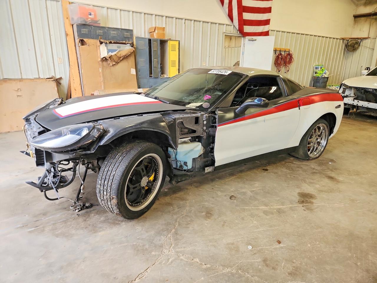 Salvage Chevrolet Corvette Image