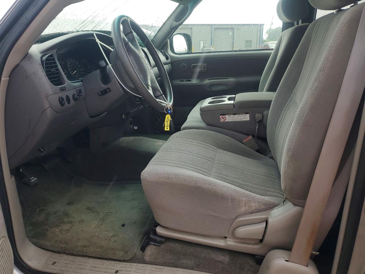 Toyota Tundra Sr5 V8