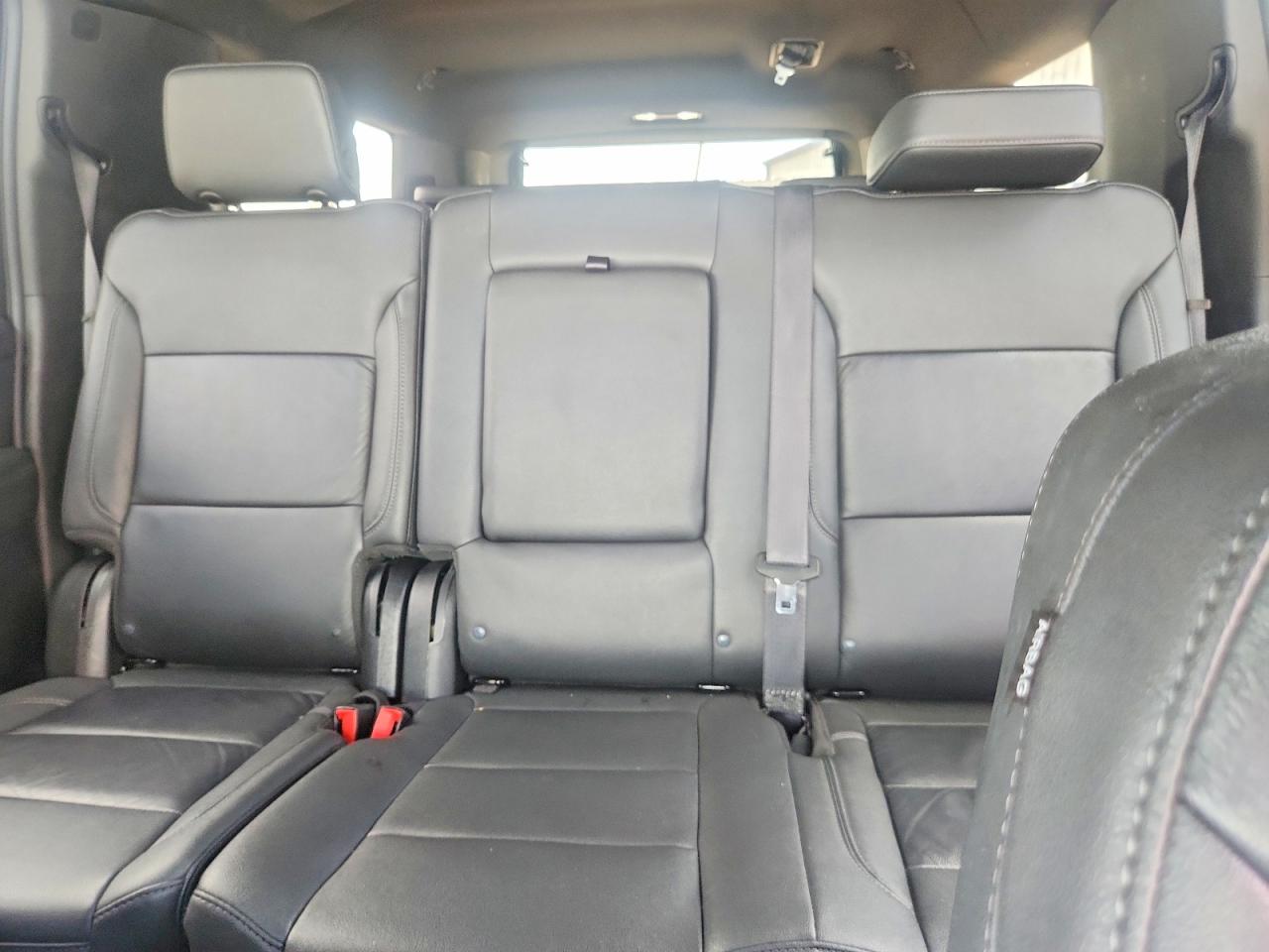 Chevrolet Suburban C1500 Lt